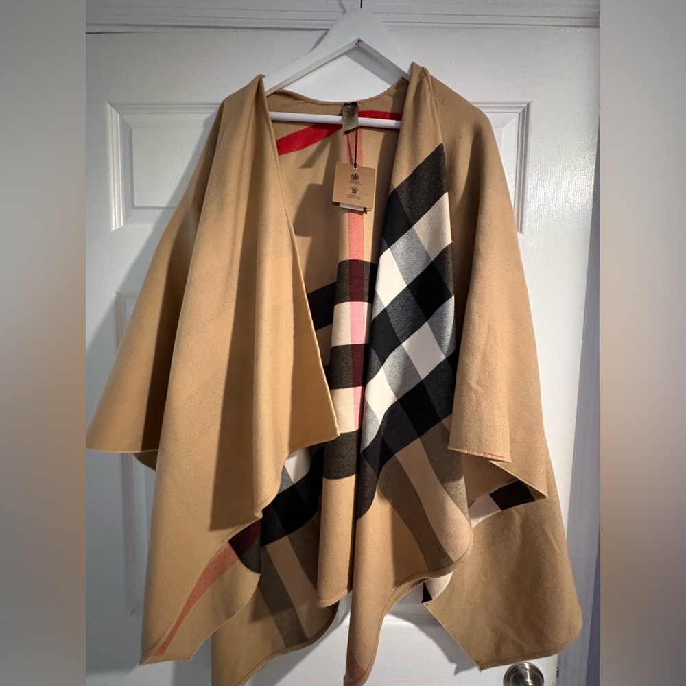 NWT Burberry Reversible Charlotte Cape - Picture 7 of 12